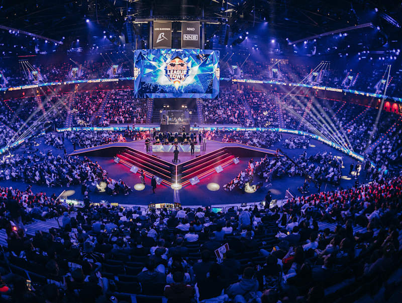 découvrez comment caedrel a stoppé l'équipe esports los ratones dans un duel intense. analyse des moments clés et des stratégies gagnantes.