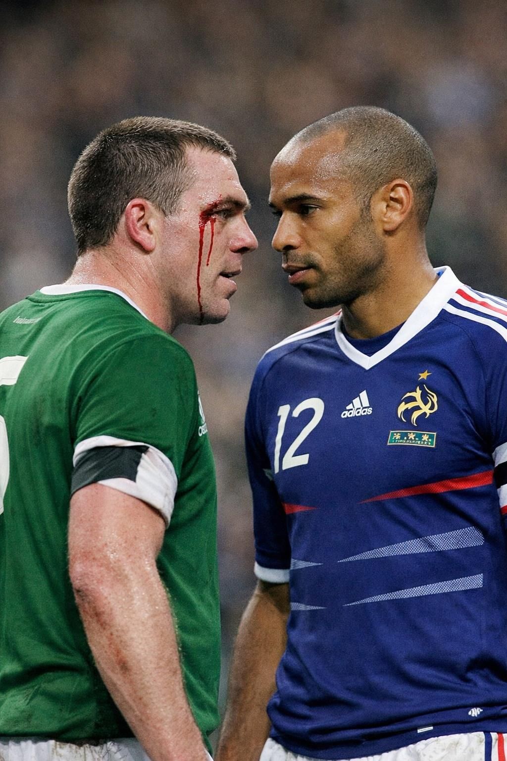 découvrez l'avis exclusif de richard dunne sur la fameuse main de thierry henry lors du match irlande-france, un moment décisif qui a marqué l'histoire du football.