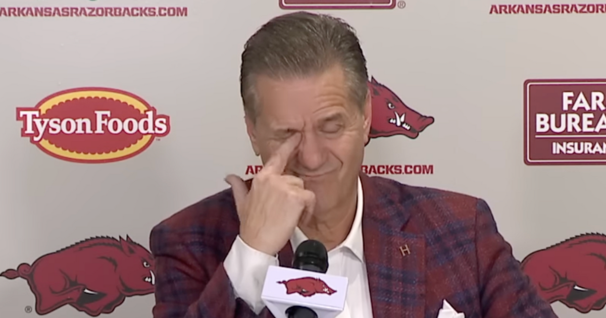 john calipari partage ses sentiments et ses espoirs après avoir vécu sa pire défaite, révélant ses ambitions pour l'avenir.