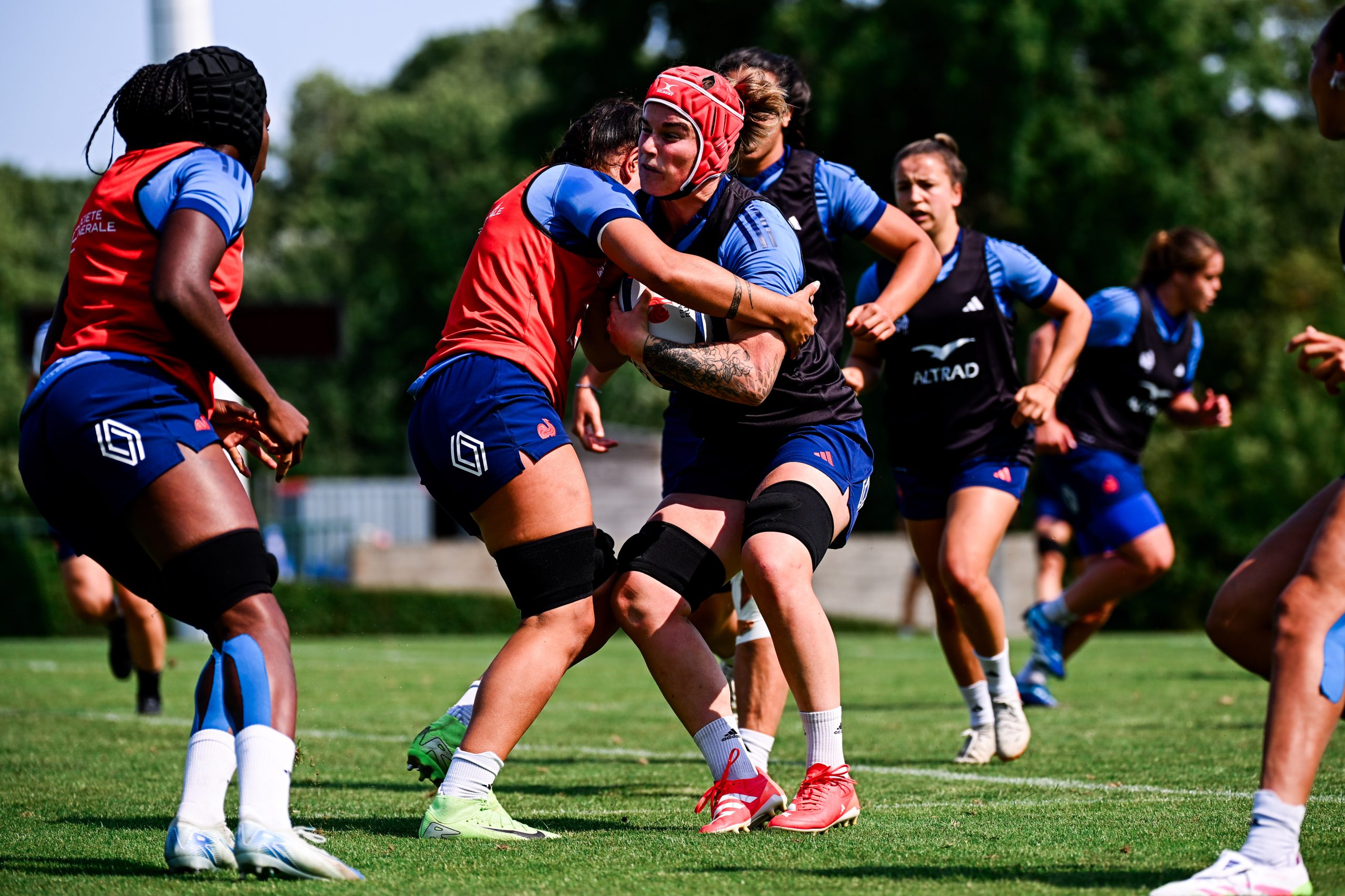 analyse de l'autorité anglaise dans le rugby : enjeux, controverses et perspectives pour l'avenir du sport.