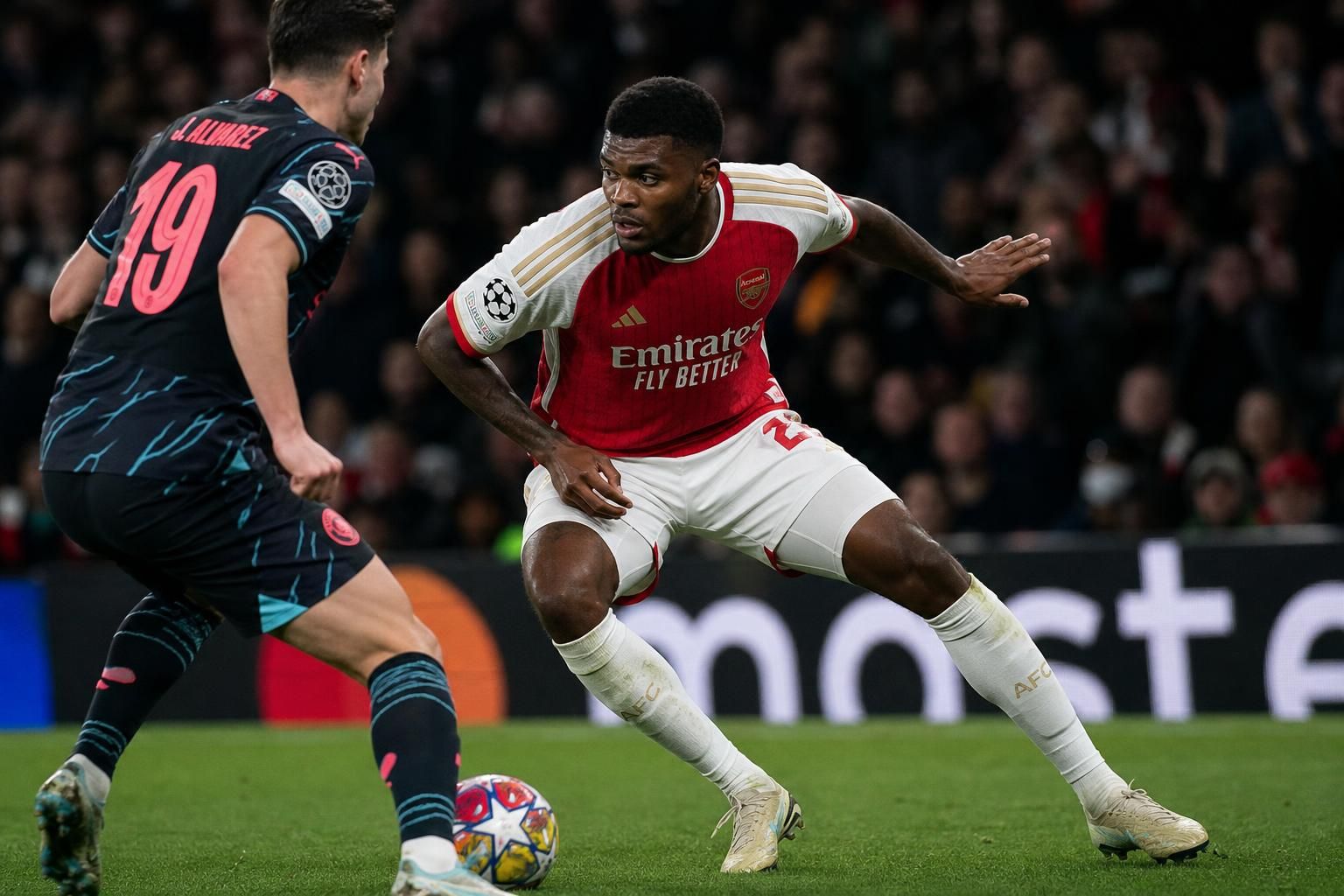 arsenal fait face à un coup dur avec l'absence de ben white pour la finale de la ligue des champions en raison d'une blessure, compliquant les plans de l'équipe.