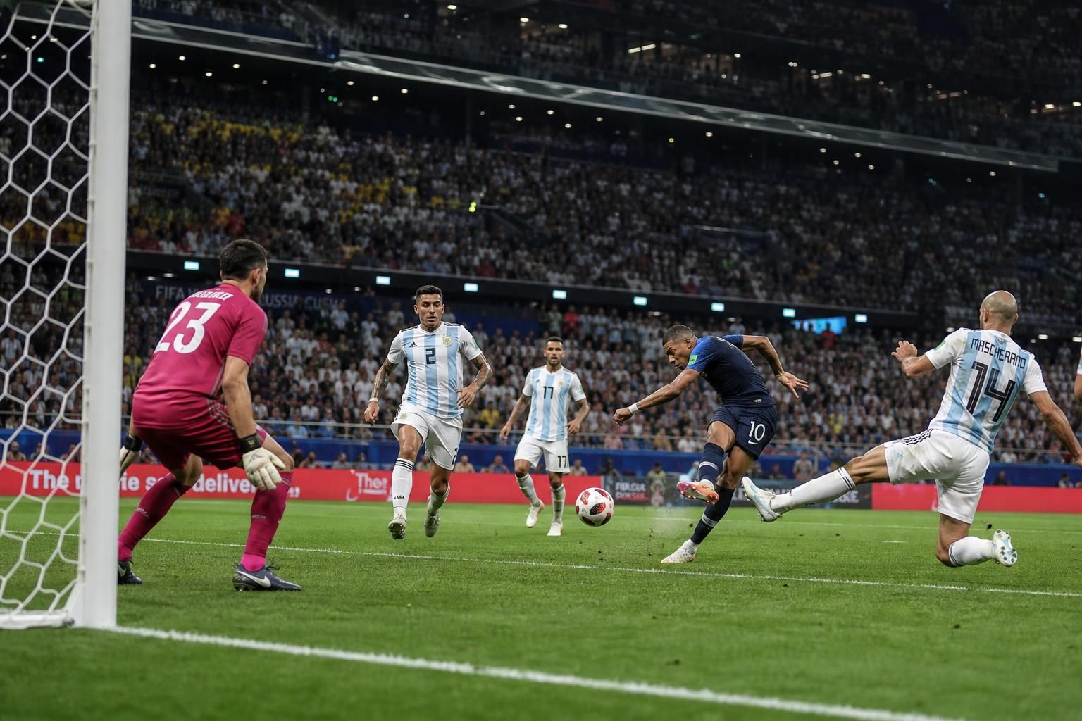 suivez en direct le match mexique - afrique du sud au mythique stade azteca, pour une fête populaire mémorable lors de la coupe du monde. vivez chaque moment intense de cette rencontre historique.