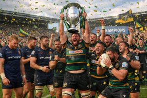 revivez la victoire éclatante de northampton contre exeter qui leur a permis de remporter le titre prestigieux de champion du premiership rugby.