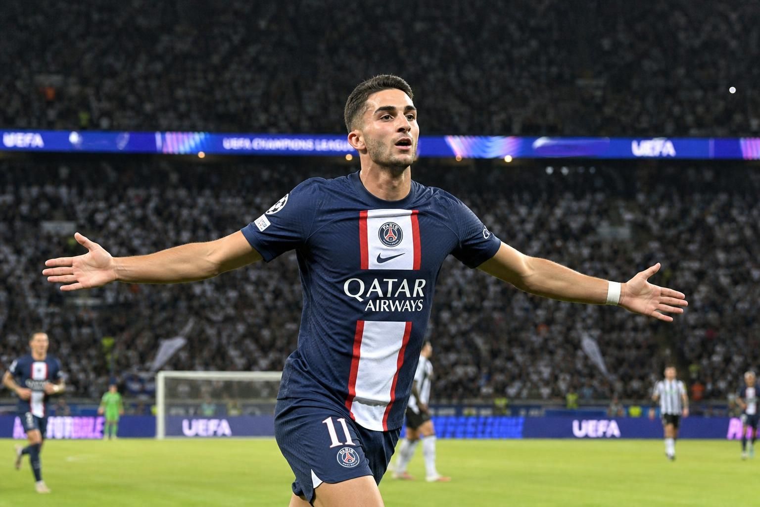 découvrez l'annonce officielle de l'engagement de ferran torres, champion du monde, avec le psg jusqu'en 2031. un avenir prometteur pour le club parisien.