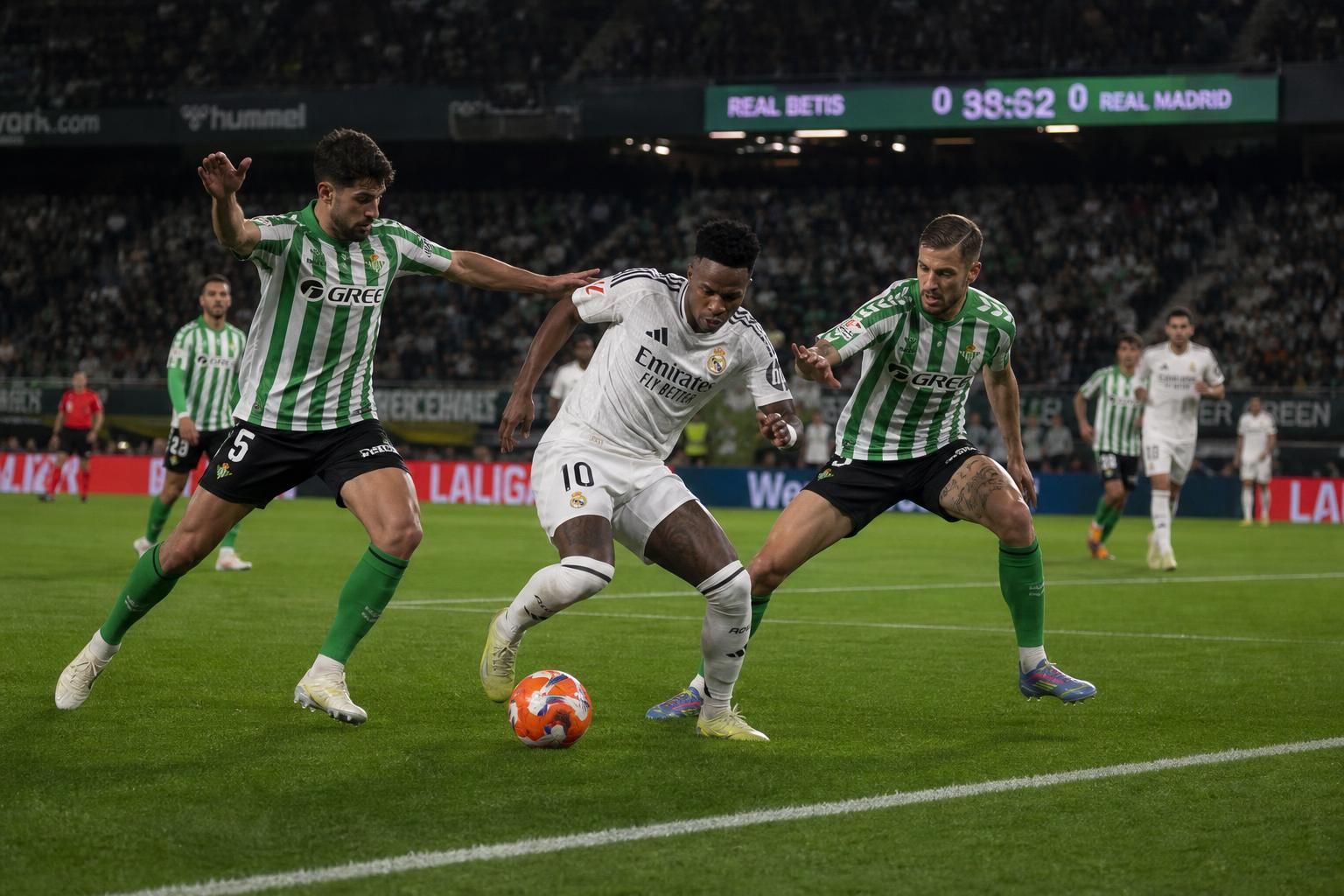 suivez en direct le live et le score du match betis - real madrid pour ne rien manquer de cette rencontre passionnante.